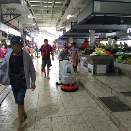 農(nóng)貿(mào)市場(chǎng)洗地機(jī)